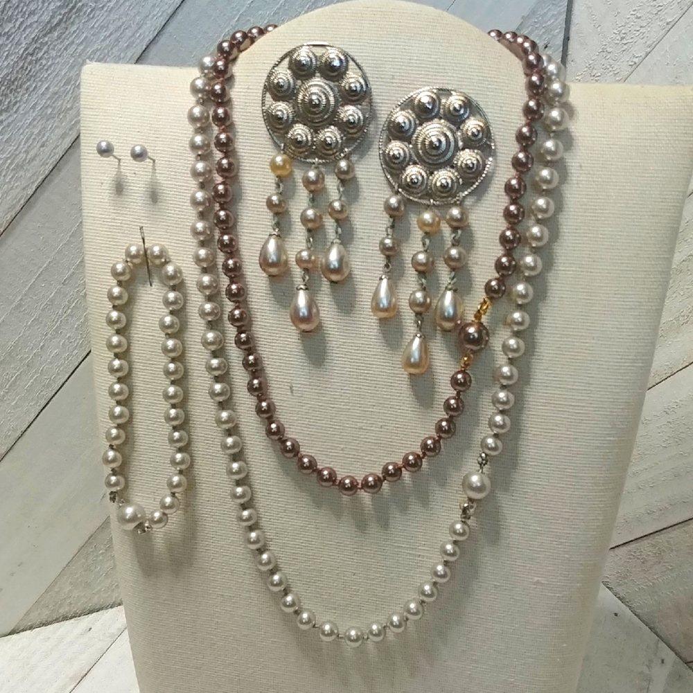 Vintage Faux Pearl Set 2x Earrings 2x Necklaces 1x Bracelet Silver Taupe/Brown